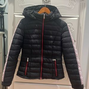 Guess women jacket with zipper and hoodie